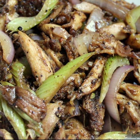 Order 75. Chicken with Black Pepper food online from Excel Chinese Restaurant store, South Chesterfield on bringmethat.com
