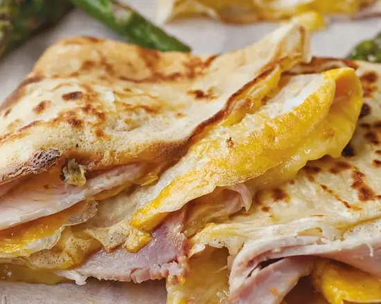 Order Smoke Chicken, Cheese, and Sour Cream food online from Frenchtastellc store, Grand Forks on bringmethat.com