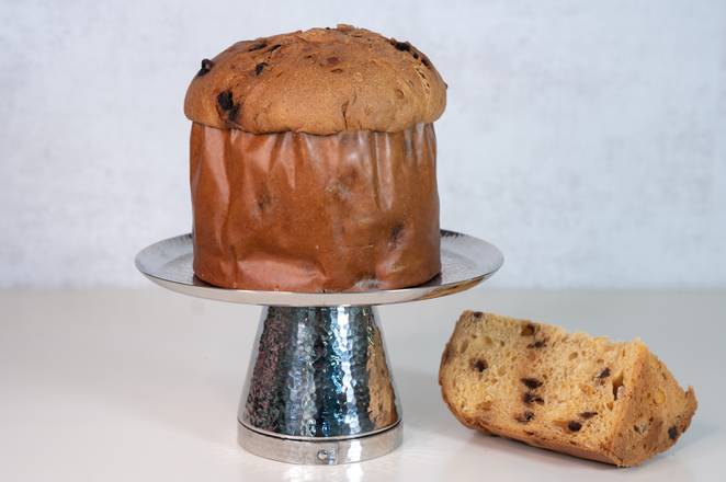 Order Panettone Medium food online from Lb Cake Stop store, Baldwin Park on bringmethat.com