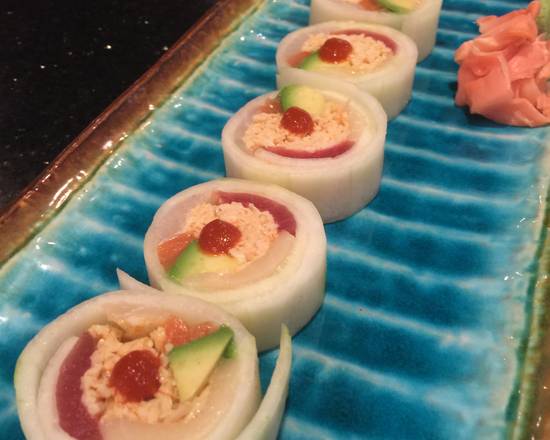 Order Charlie Roll food online from Samurai Sushi store, Heathrow on bringmethat.com