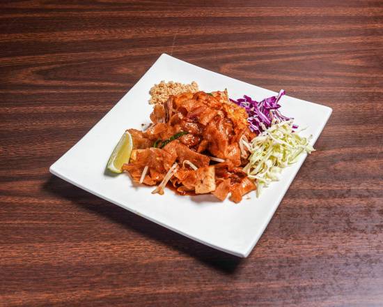 Order Crispy Pad Thai food online from Royal Thai store, Chicago on bringmethat.com