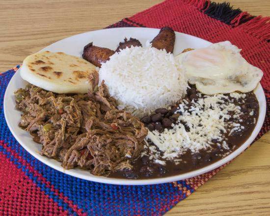 Order Pabellon a Caballo food online from La Taguara (East) store, Madison on bringmethat.com