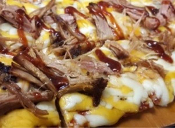 Order BBQ FLATBREAD food online from Ovation Bistro & Bar-Lakeland store, Lakeland on bringmethat.com