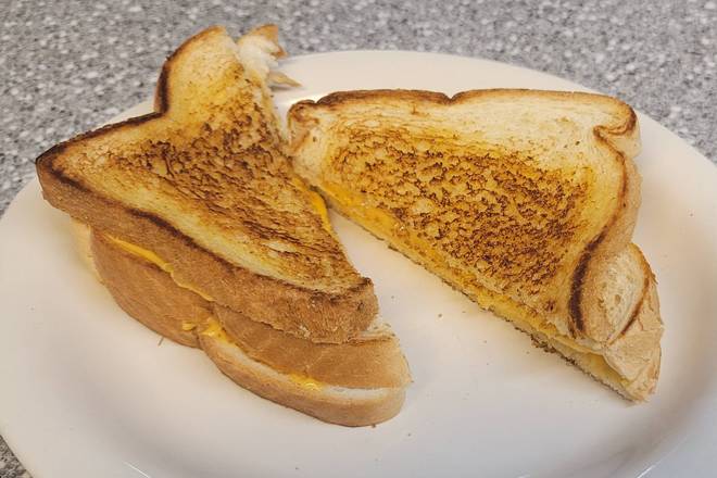 Order Grilled Cheese Sandwich food online from Fleetwood diner store, Ann Arbor on bringmethat.com