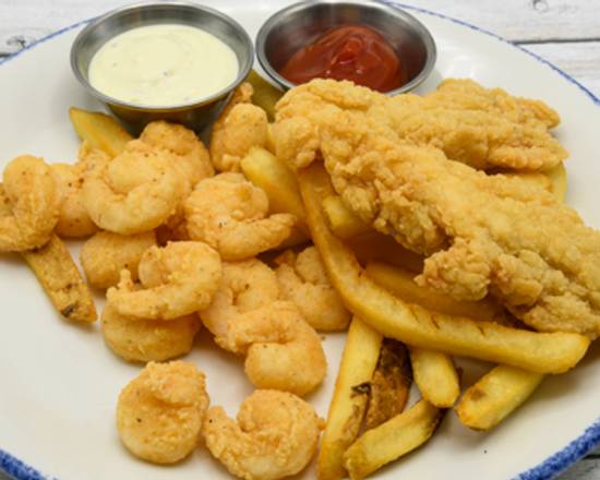 Order Kid's Shrimpkens food online from Landry's Seafood House store, Orlando on bringmethat.com
