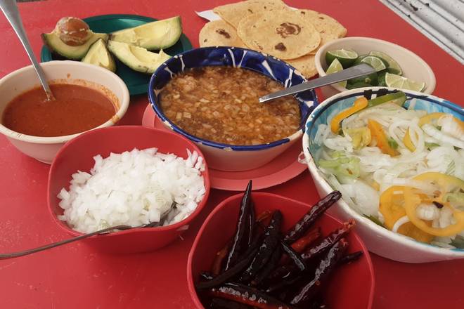 Plato de birria chica