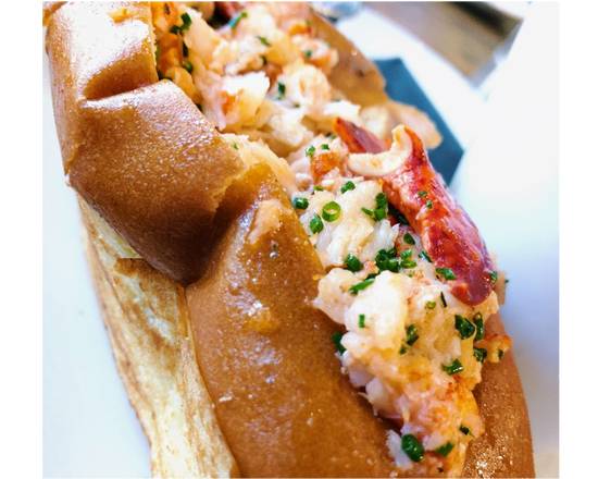 Order Classic Hot Lobster Roll food online from Bostonia Public House store, Boston on bringmethat.com