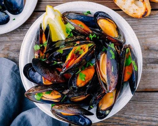 Order Green Mussel food online from Red Hook Express store, Memphis on bringmethat.com
