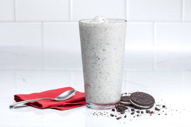Order OREO® Milkshake food online from Slim Chickens store, Collierville on bringmethat.com
