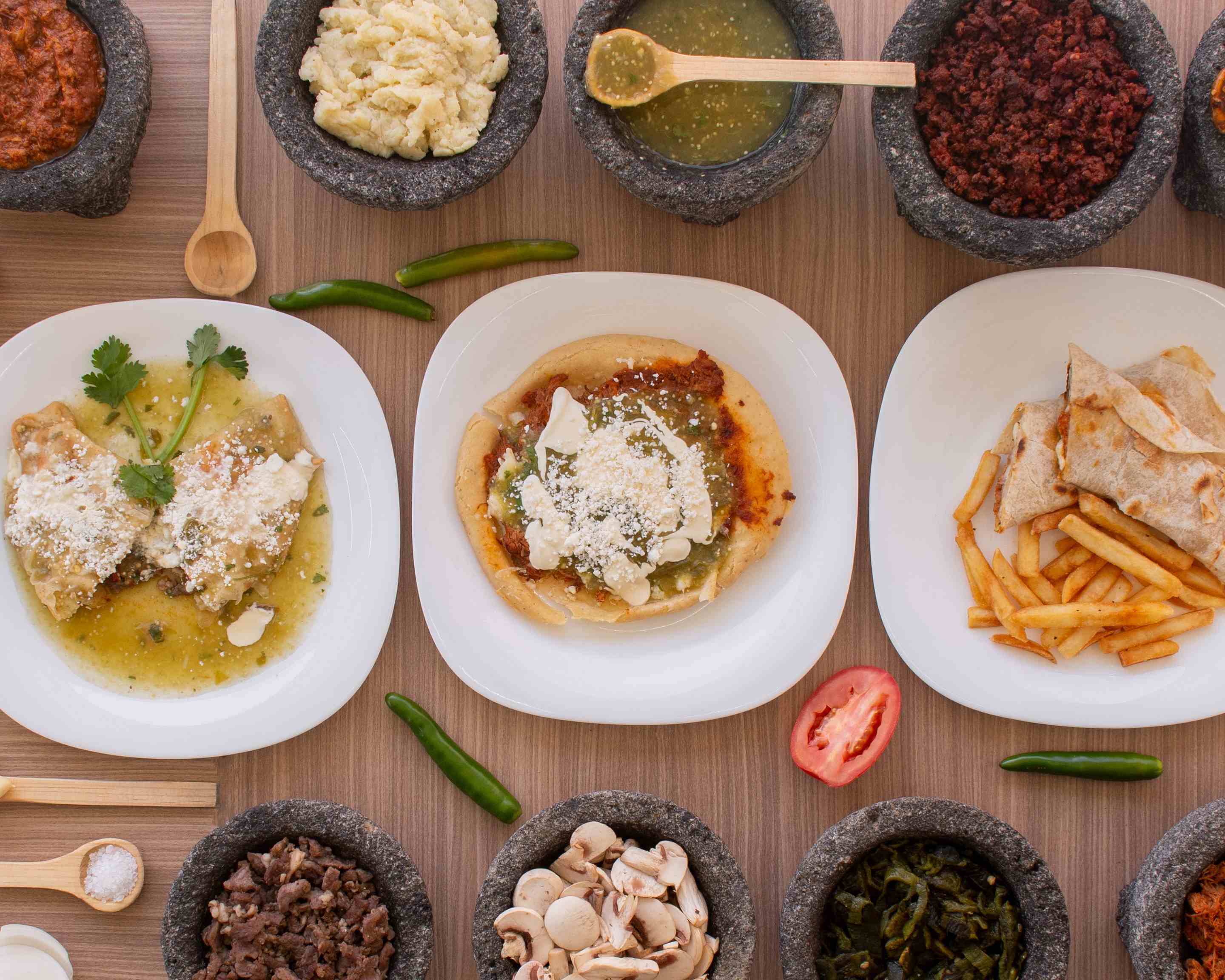 Quesadillas El Roger (Las Famosas Del Tianguis Del Sol) El Colli Menú a