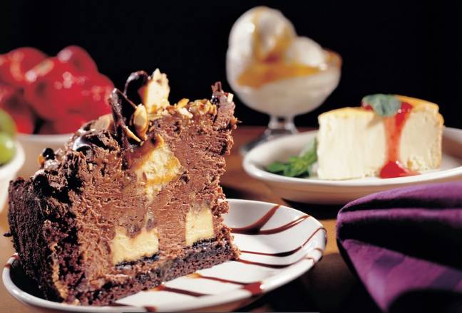 Chocolate Cake Delivery In Ottawa Discover Chocolate Cake Restaurants With Takeout Uber Eats