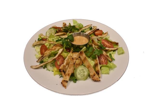 Order Gissel's Salad / Ensalada Gissel food online from La Fuente Family Restaurant & Tikal Bakery store, Norwalk on bringmethat.com