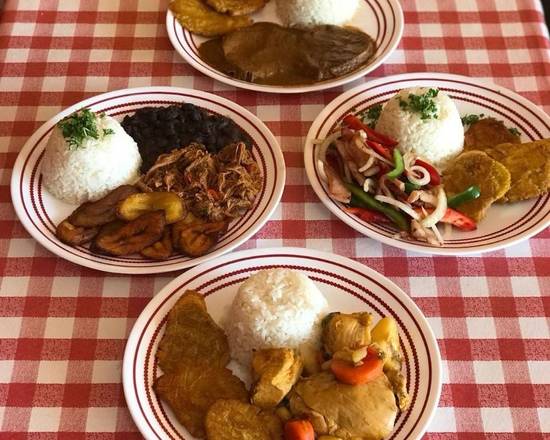Order Stew Chicken food online from Central Park Food Station store, Doral on bringmethat.com