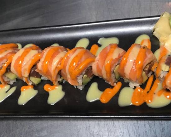 Order Poseidon Roll food online from Poseidon Oyster Sushi Bar store, New Orleans on bringmethat.com