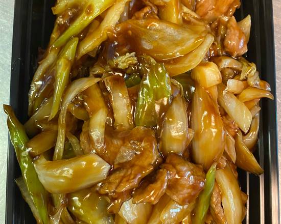 Order Beef Chow Mein (Large) food online from China Express store, Minneapolis on bringmethat.com