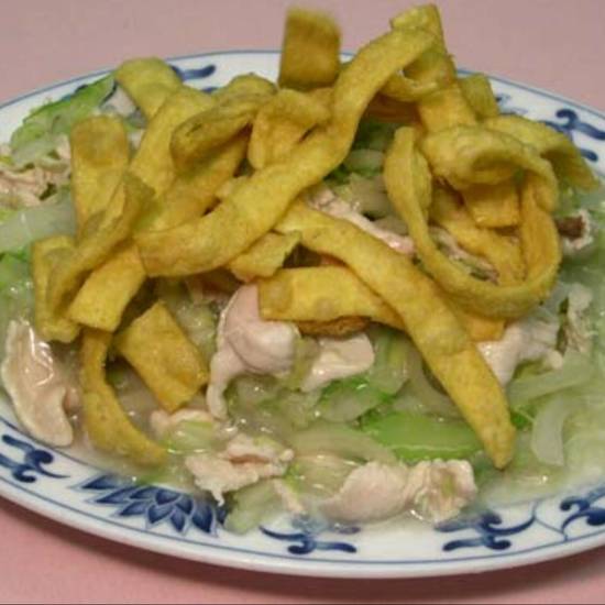 Order C1. Chicken Chow Mein food online from Excel Chinese Restaurant store, South Chesterfield on bringmethat.com
