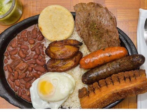 Order Bandeja Montanera food online from El Patio Colombian Restaurant store, Hollywood on bringmethat.com
