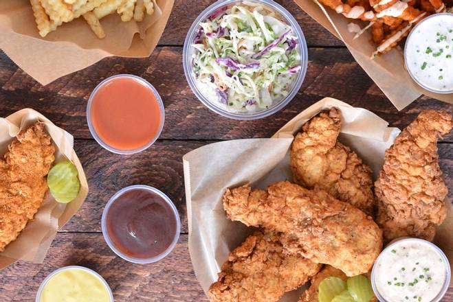 Order Tendies 12 Tender Party Box (4-6 people) food online from Tendies Chicken Tenders store, Indianapolis on bringmethat.com
