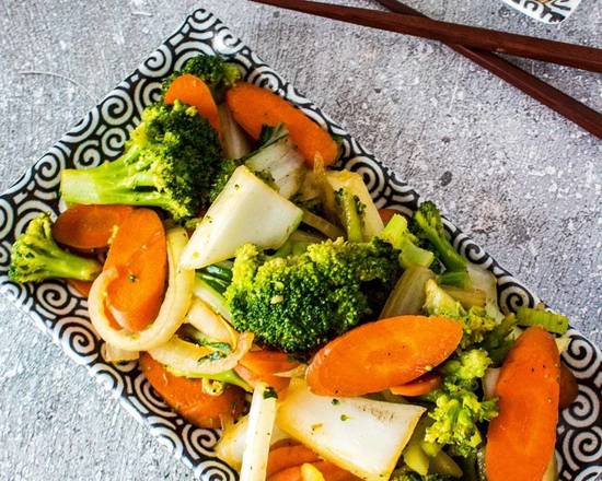 Order Hibachi Vegetable with Fried Rice food online from Wow Wings & Hibachi store, Spartanburg on bringmethat.com