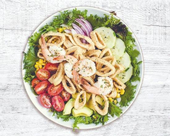 Order Ensalada De Camarones Y Calamares Fritos food online from Noches De Colombia store, Fairview on bringmethat.com