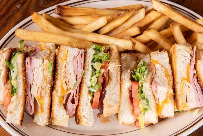 Order Grilled Clubhouse Sandwich food online from Crooked Pint Ale House store, Fargo on bringmethat.com