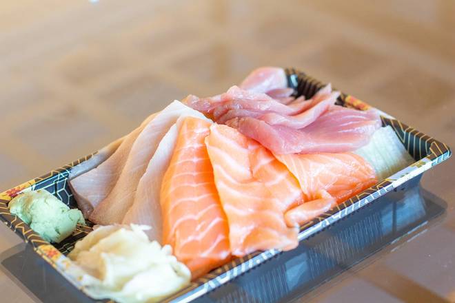 Order Combination Sashimi Sushi Delight food online from 101 Asian Kitchen store, Los Angeles on bringmethat.com