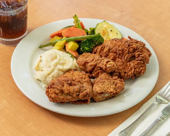 Order FAMILY Fried Chicken food online from Buttercup Kitchen Family Restaurant store, Vallejo on bringmethat.com