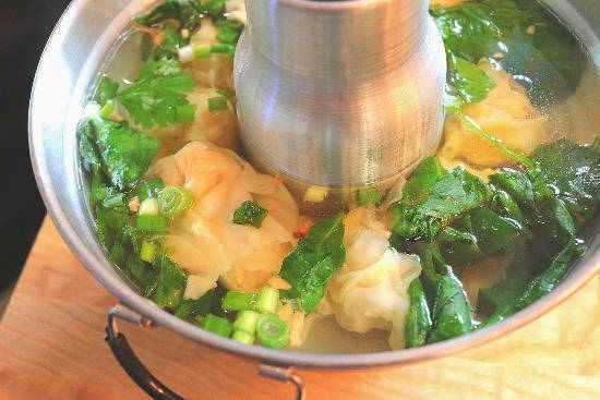 Order Wonton Soup food online from Coco Thai Cuisine store, Orlando on bringmethat.com