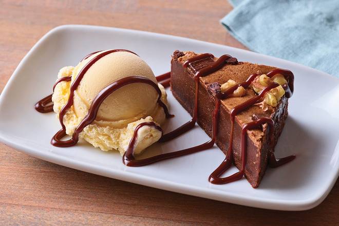 Order Brownie Bites food online from Applebee store, East Norriton on bringmethat.com