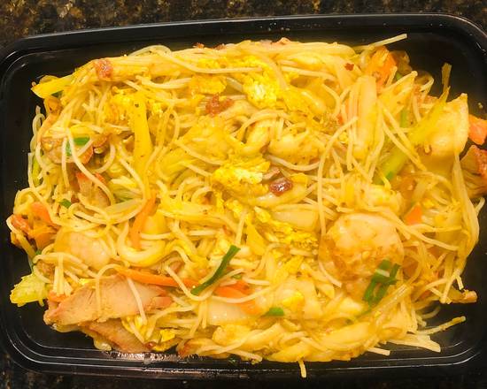 Order Singapore noodles  food online from Kenny's Sub Shop store, Beltsville on bringmethat.com