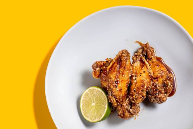 Order MOSHI MOSHI CHICKEN WING food online from Moshi Moshi store, Miami on bringmethat.com