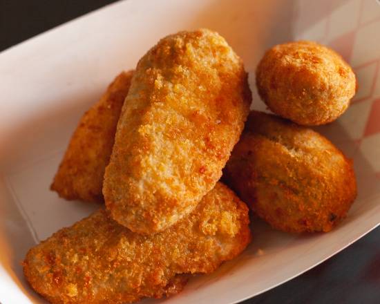Order Jalapeno Poppers food online from Wings Empire store, El Cajon on bringmethat.com