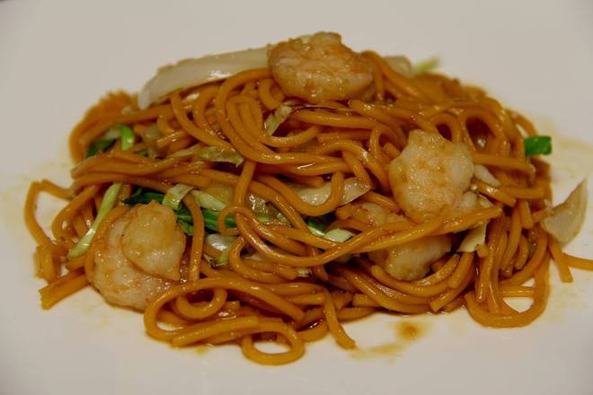 Order 43. Shrimp Lo Mein  虾捞面（大） food online from Great Wall Chinese Restaurant store, Haysville on bringmethat.com
