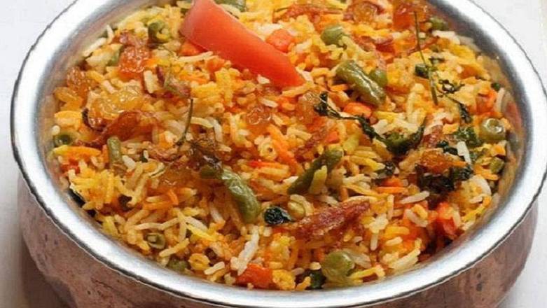 Order Vegetable Dum Biryani food online from Maa Kitchen store, Jacksonville on bringmethat.com