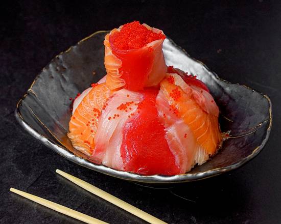 Order Chirashi Bowl food online from Sushiato store, Miami on bringmethat.com