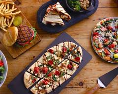 Uno Pizzeria & Grill (Harborplace, 201 E Pratt Street)