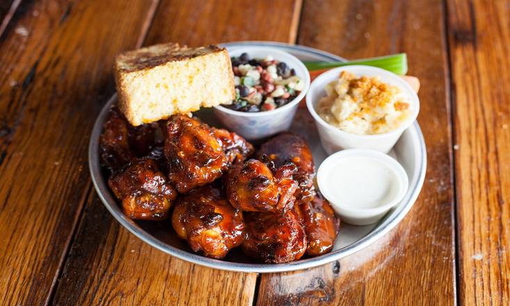 Order Smoked Wing Platter - 8 Piece food online from Edley's Bar-B-Que store, Nashville on bringmethat.com
