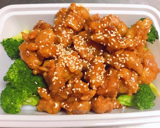 Order H13. Sesame Chicken芝麻鸡 food online from Yummy Yummy Chinese Restaurant store, New Orleans on bringmethat.com