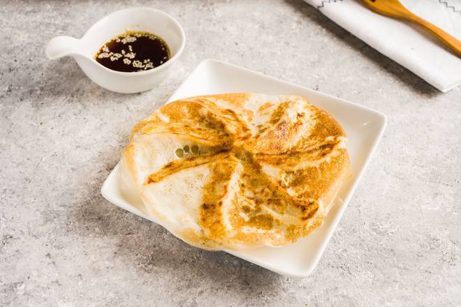 Order Pan Fried Gyoza Dumplings (煎鸡肉饺子) food online from Burger Now store, Cherry Hill on bringmethat.com