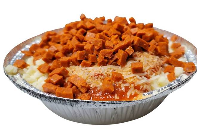 Order Spaghetti with Chorizo food online from Latin Fuego store, Miami on bringmethat.com