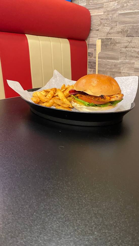 Order Honey Mustard Chicken Sandwich food online from Habeeb Grill By Pita Grill And Creperie store, Franklin on bringmethat.com