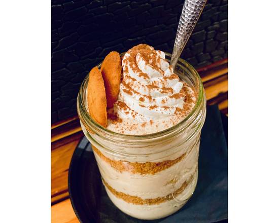 Order Banana Pudding food online from Smokecraft Modern Barbecue store, Arlington on bringmethat.com