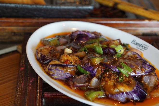 Order Chili Bean Eggplant food online from Inchin Bamboo Garden store, Nashville on bringmethat.com