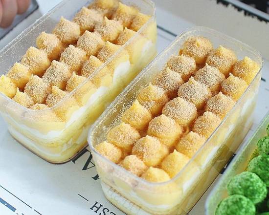 Order Soymilk Custard Cream Cake Box  food online from Oh Bear Cafe & Teahouse store, Seattle on bringmethat.com