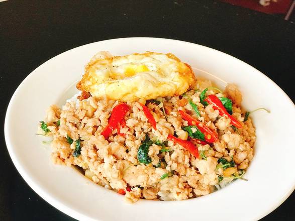 Order Spicy Basil Minced Chicken food online from Thai Curry Simple store, Seattle on bringmethat.com