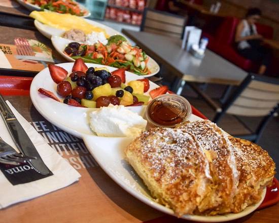 Order French Toast food online from Aroma Espresso Bar store, Miami Beach on bringmethat.com