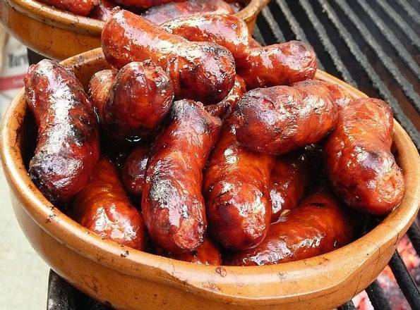 Order Servicio de Chorizo (2 unit) food online from Sabor Venezolano Kendall store, Miami on bringmethat.com