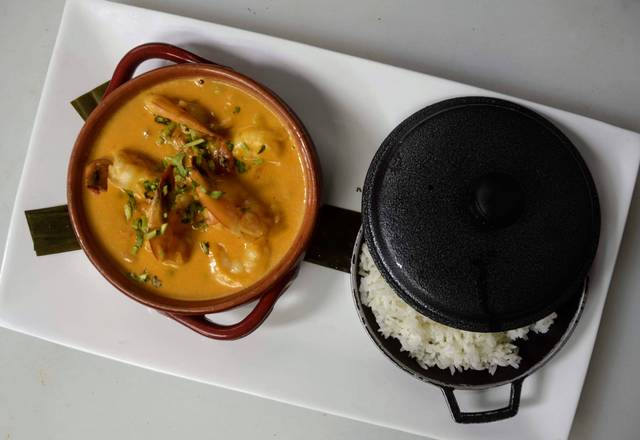 Order Camaron Brasilero food online from Matiz Latin Cuisine store, New York on bringmethat.com