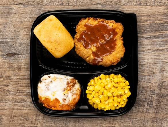 Order Nashville Hot Crispy Chicken Meal food online from Boston Market store, Ewing Township on bringmethat.com