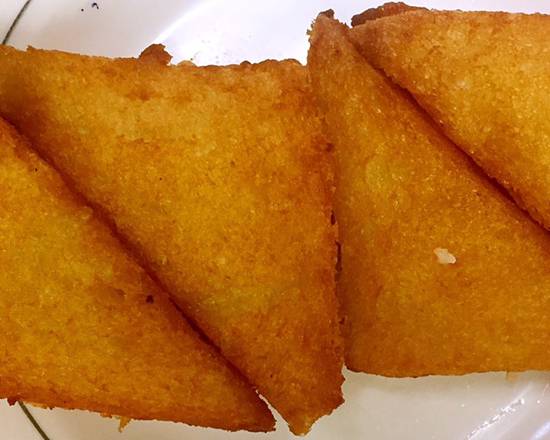 Order 109.Shrimp Toast (4 pcs) 虾吐司 food online from China Chalet store, Florham Park on bringmethat.com